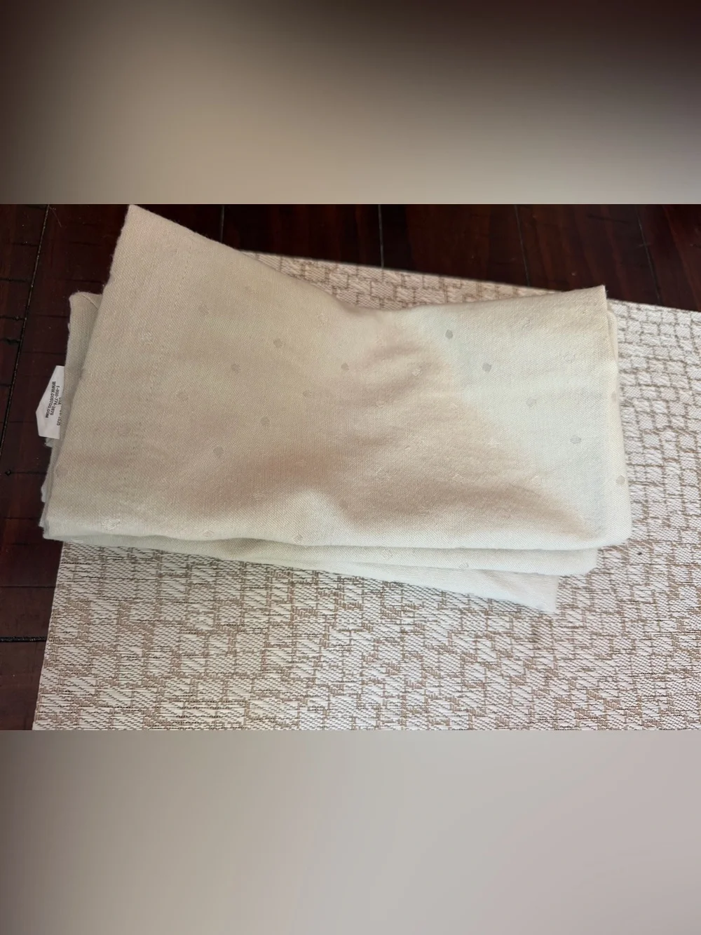 Kate Spade cotton table napkins polka dotted beige